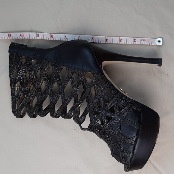 BEBE HEELS EXOTIC LEATHER - Picture 3 of 9